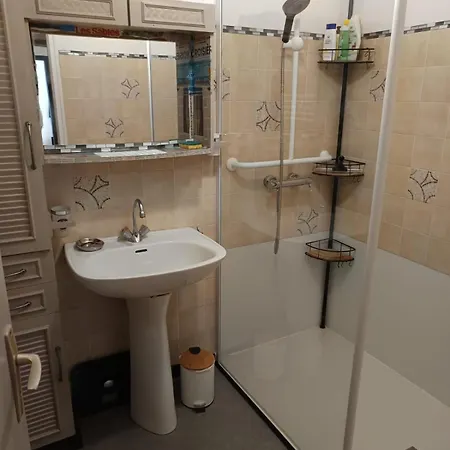 Maison De Charme Vendeenne Plein Centre 滨海雅尔